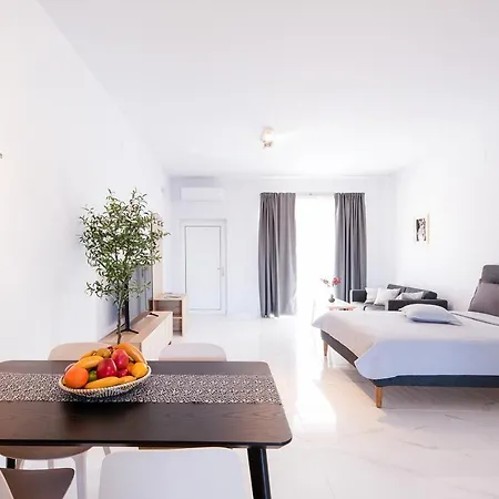True Apartman