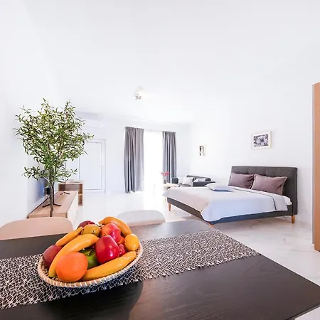 Apartman True Szfakerá